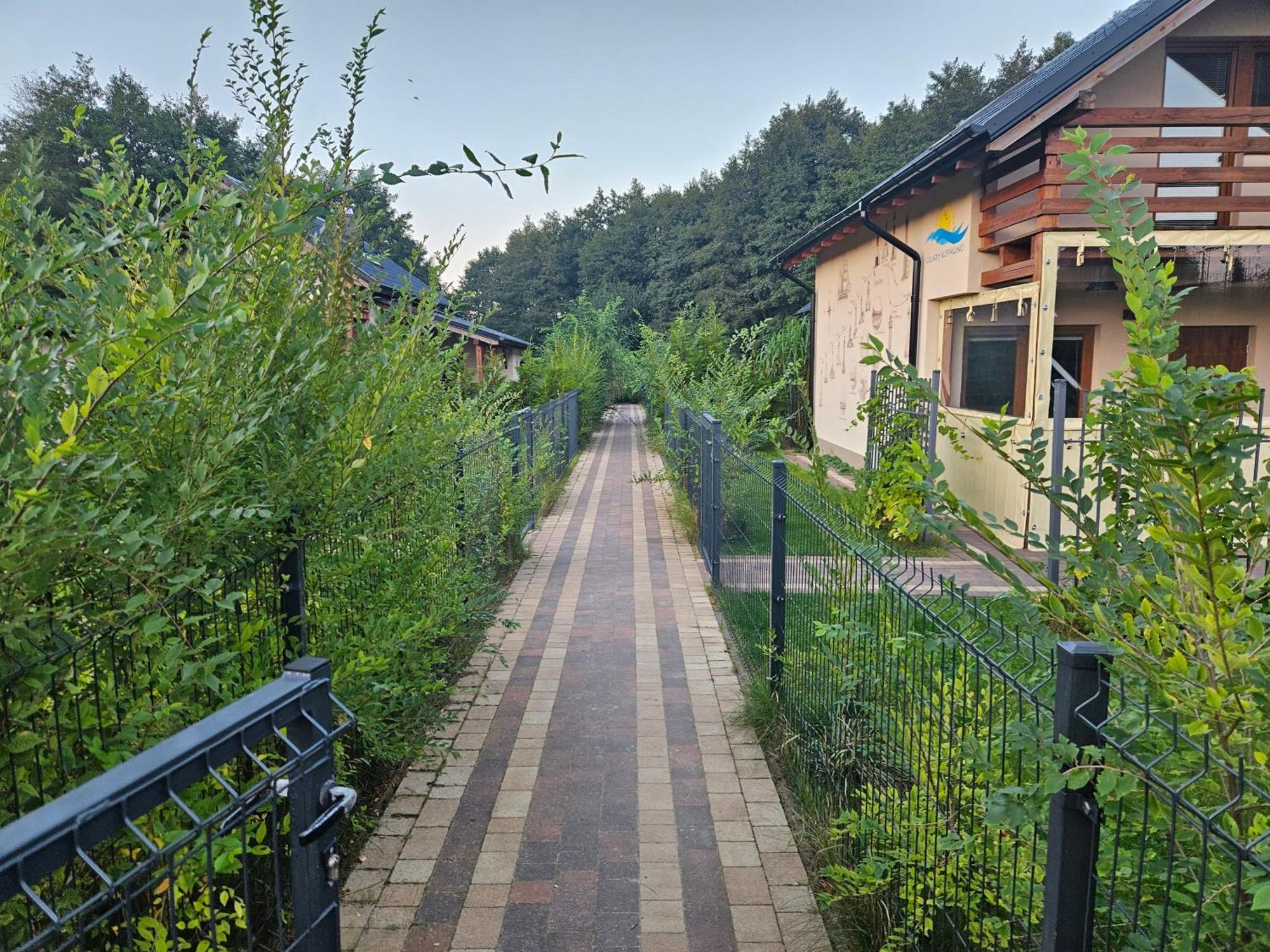 Osada Cztery Pory Roku - Dom Jesien Villa Kopalino Buitenkant foto