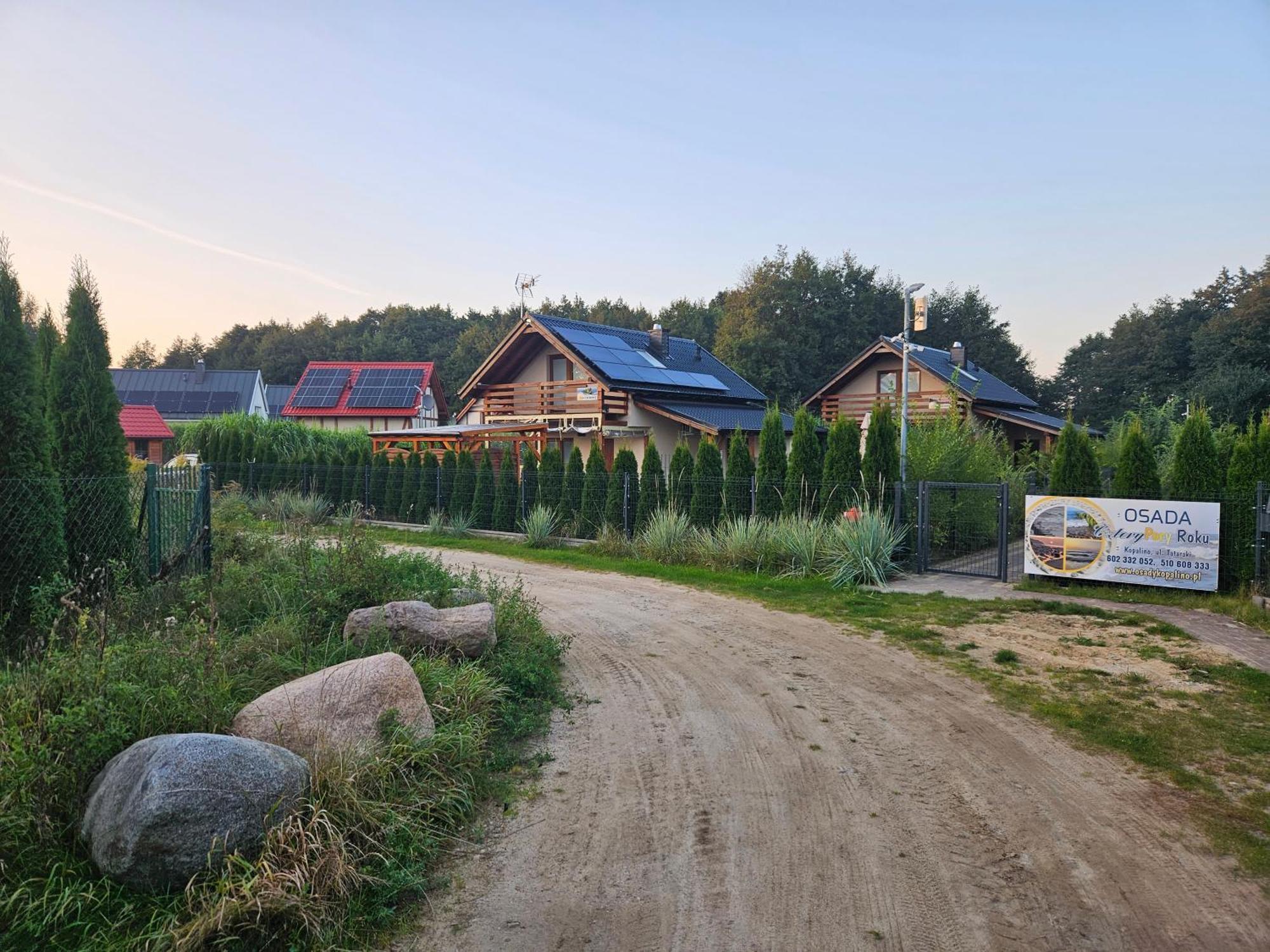 Osada Cztery Pory Roku - Dom Jesien Villa Kopalino Buitenkant foto